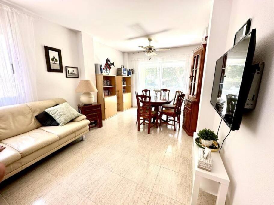 Three Bedroom Apartment, Prime Javea Location المظهر الخارجي الصورة